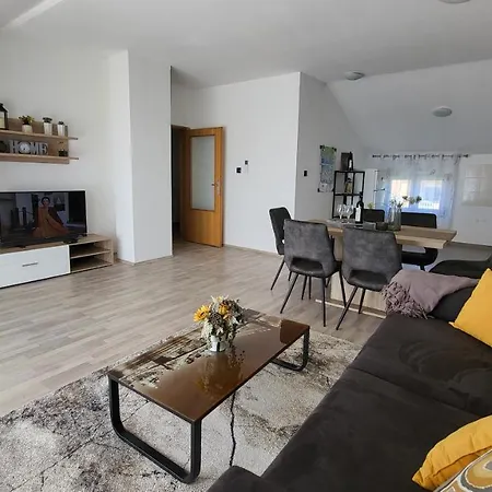 Stoja Guest house
