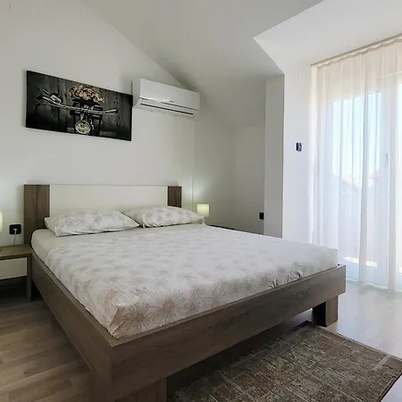 Stoja 3* Zadar
