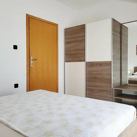 Stoja Guest house 3*